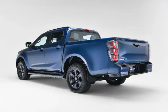 Isuzu навлиза на пазара на електрически пикапи с D-Max EV | ФАКТИ.БГ Isuzu навлиза на пазара на електрически пикапи с D-Max EV